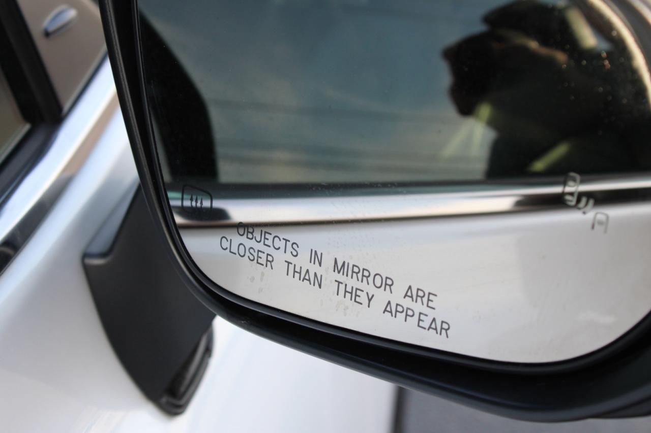 2023 Toyota Highlander XLE AWD 2.4L Navigation Camera 8 Passenger $134/We Photo