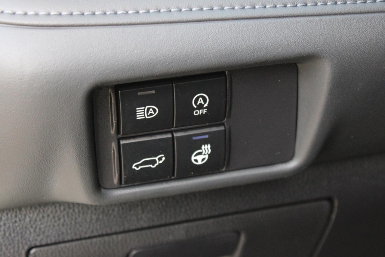 2023 Toyota Highlander XLE AWD 2.4L Navigation Camera 8 Passenger $134/We Photo