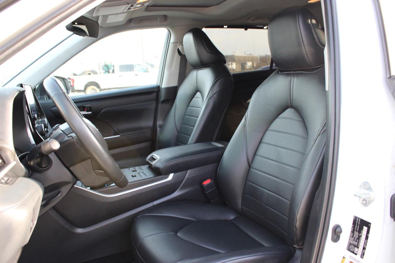 2023 Toyota Highlander XLE AWD 2.4L Navigation Camera 8 Passenger $134/We Photo