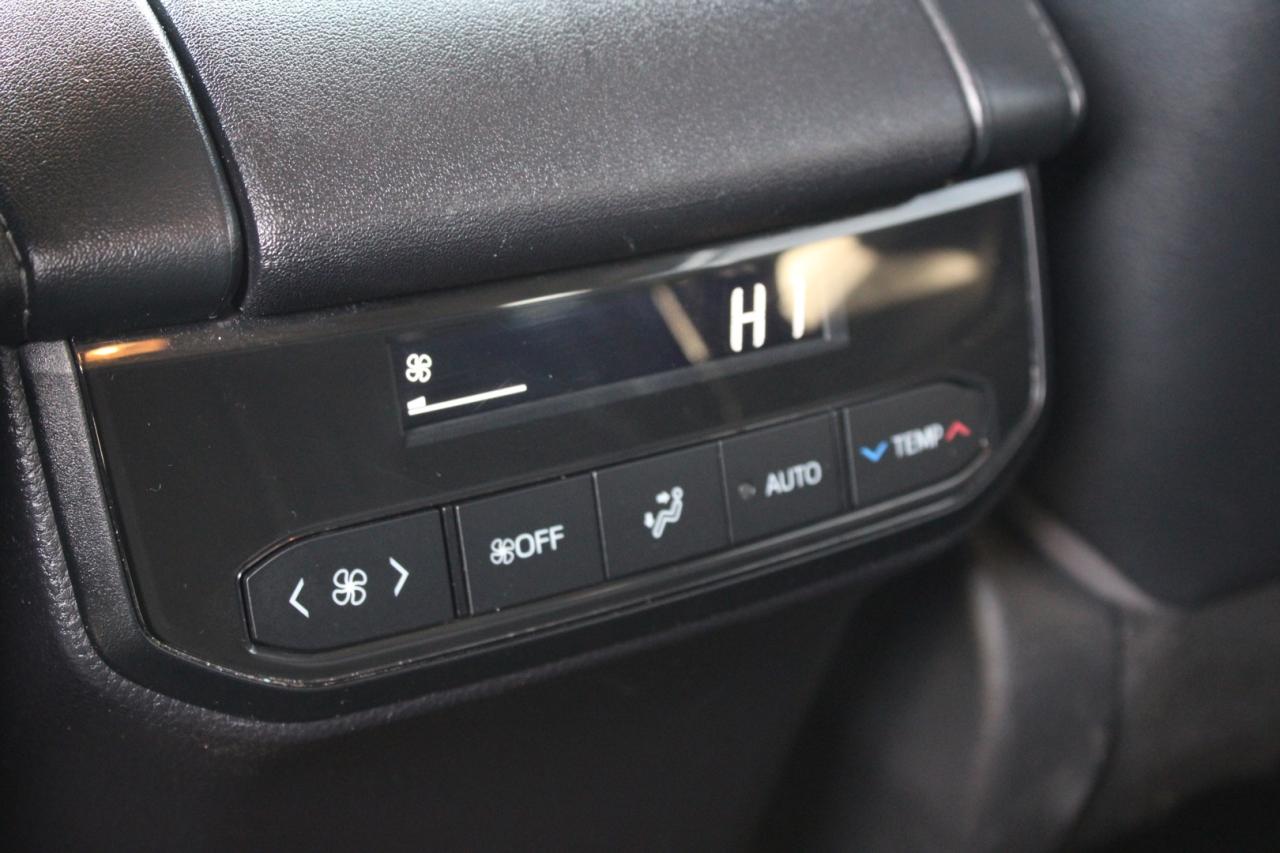 2023 Toyota Highlander XLE AWD 2.4L Navigation Camera 8 Passenger $134/We Photo