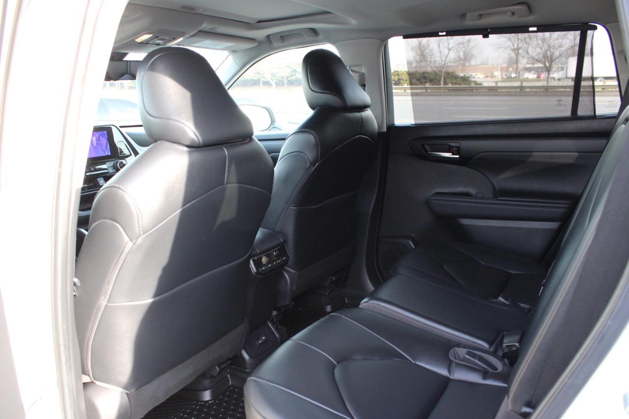 2023 Toyota Highlander XLE AWD 2.4L Navigation Camera 8 Passenger $134/We Photo