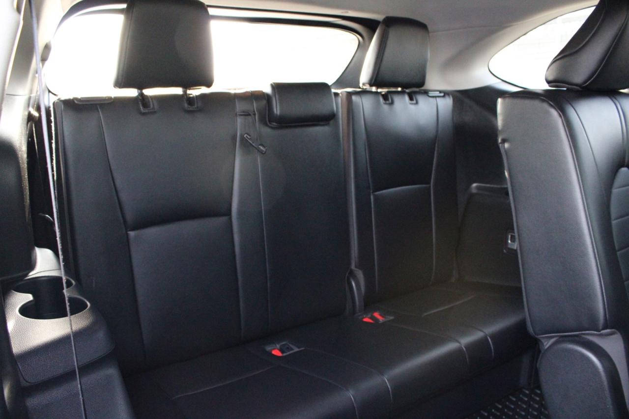 2023 Toyota Highlander XLE AWD 2.4L Navigation Camera 8 Passenger $134/We Photo