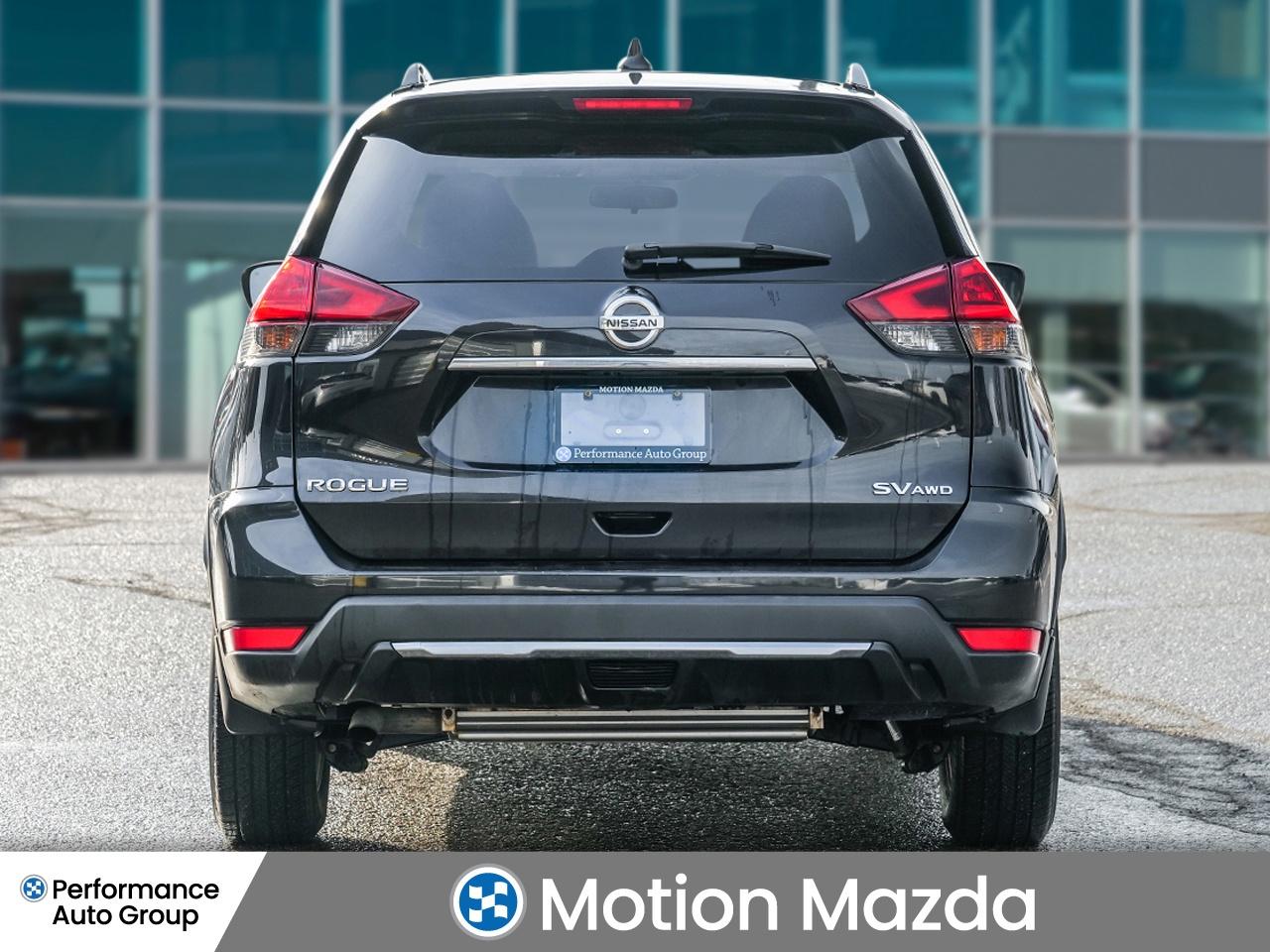 2018 Nissan Rogue AWD SV   FRESH TRADE   CLEAN CARFAX   HEATED SEATS Photo