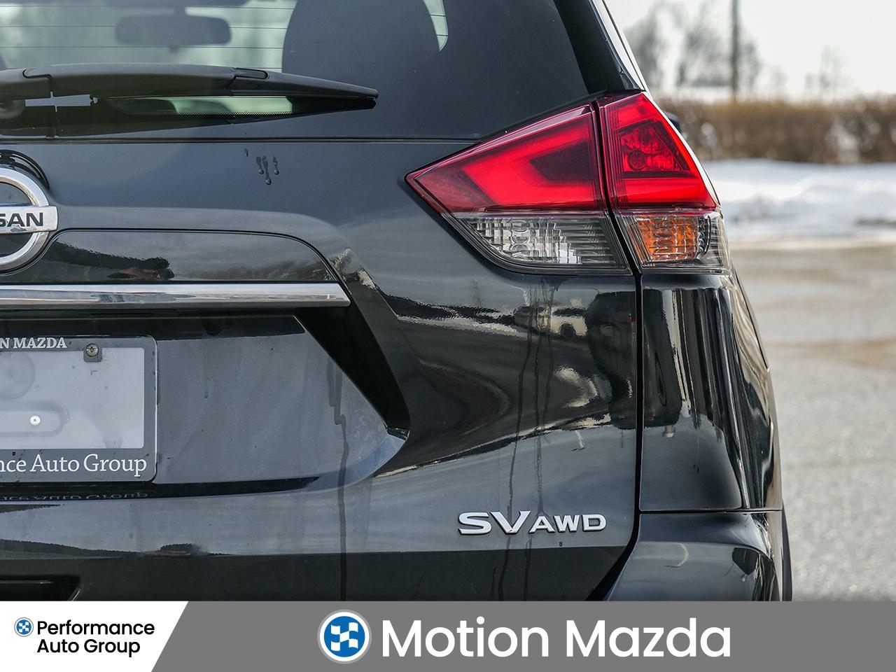 2018 Nissan Rogue AWD SV   FRESH TRADE   CLEAN CARFAX   HEATED SEATS Photo