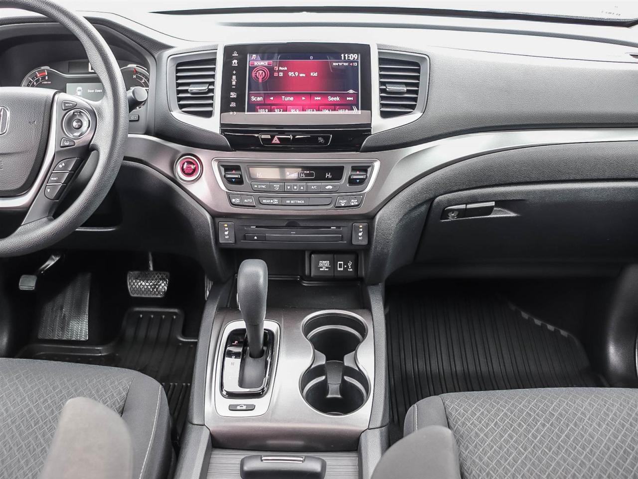 2019 Honda Ridgeline SPORT Photo