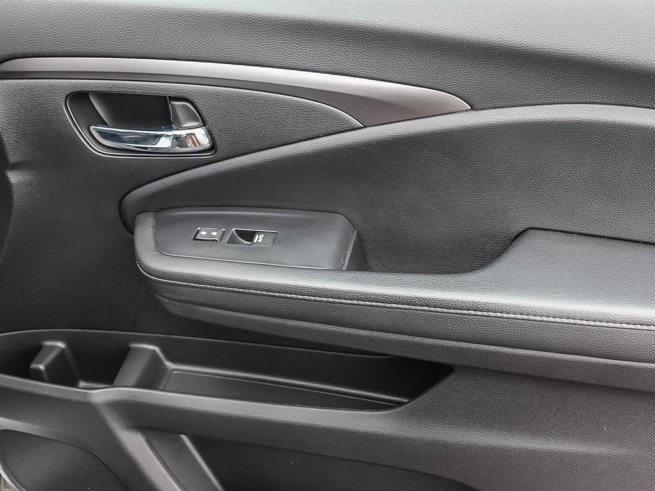 2019 Honda Ridgeline SPORT Photo