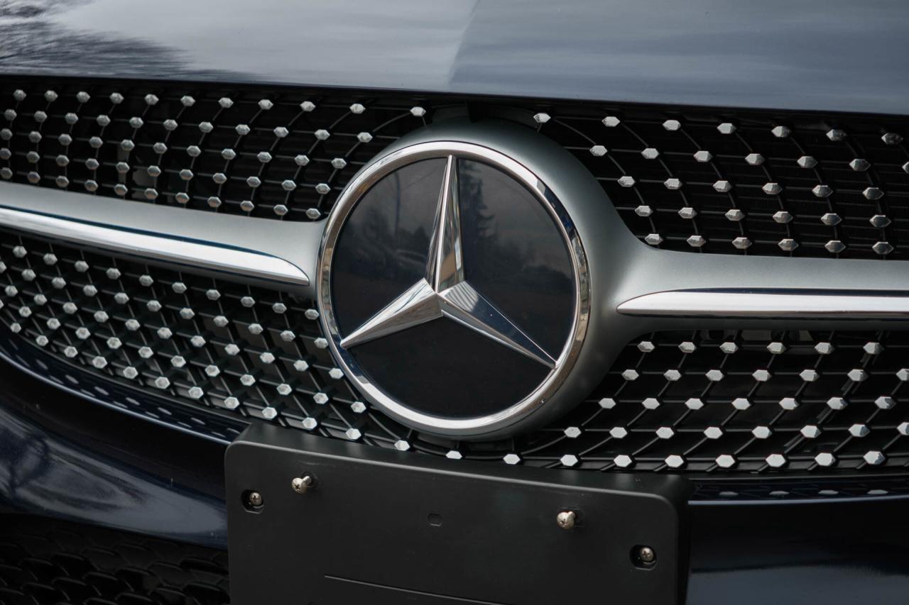 2019 Mercedes-Benz C-Class C300 4MATIC Photo