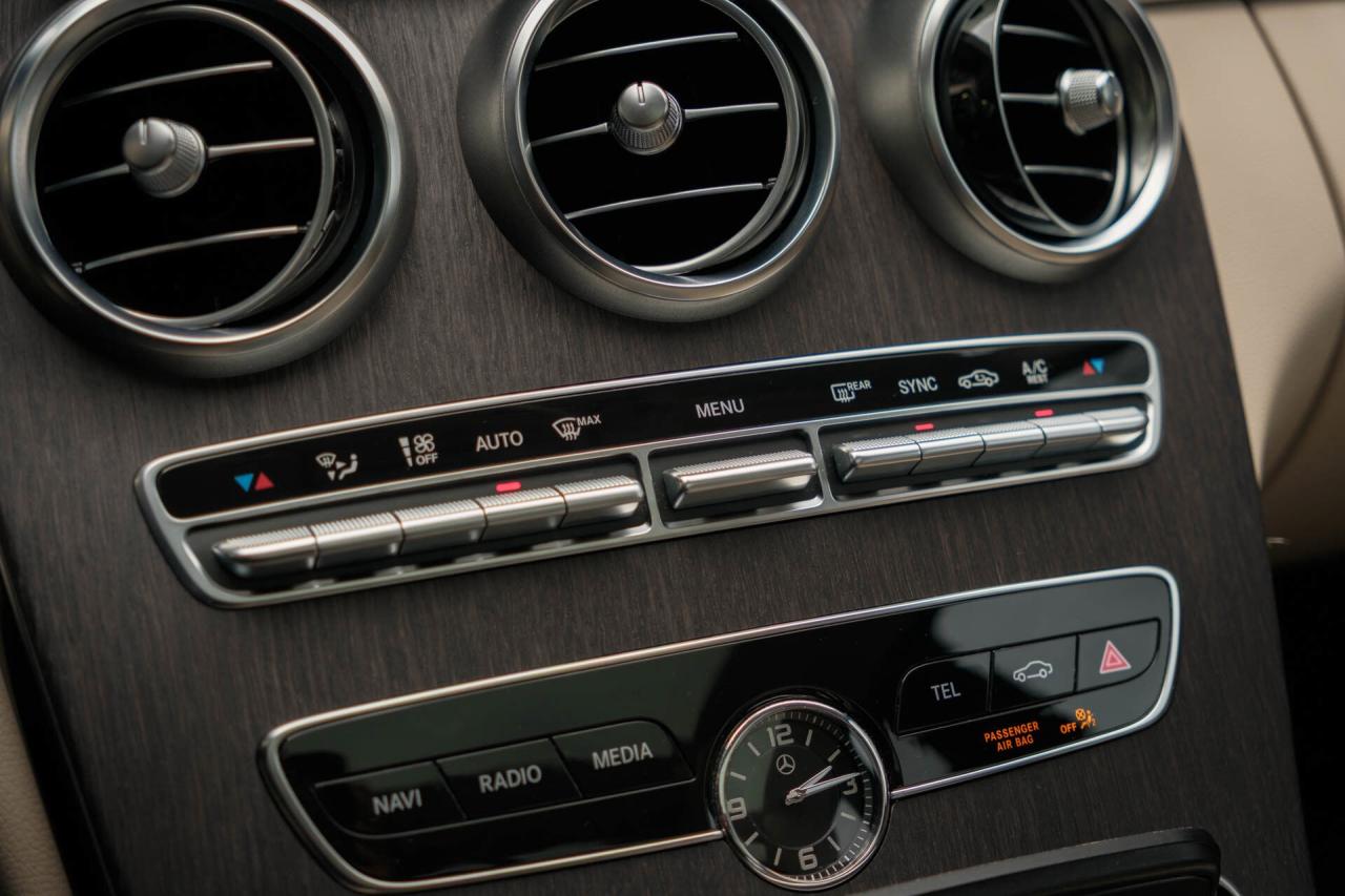 2019 Mercedes-Benz C-Class C300 4MATIC Photo