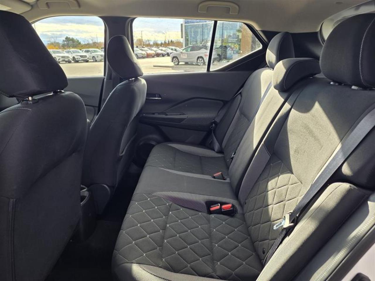 2020 Nissan Kicks SV CVT Photo