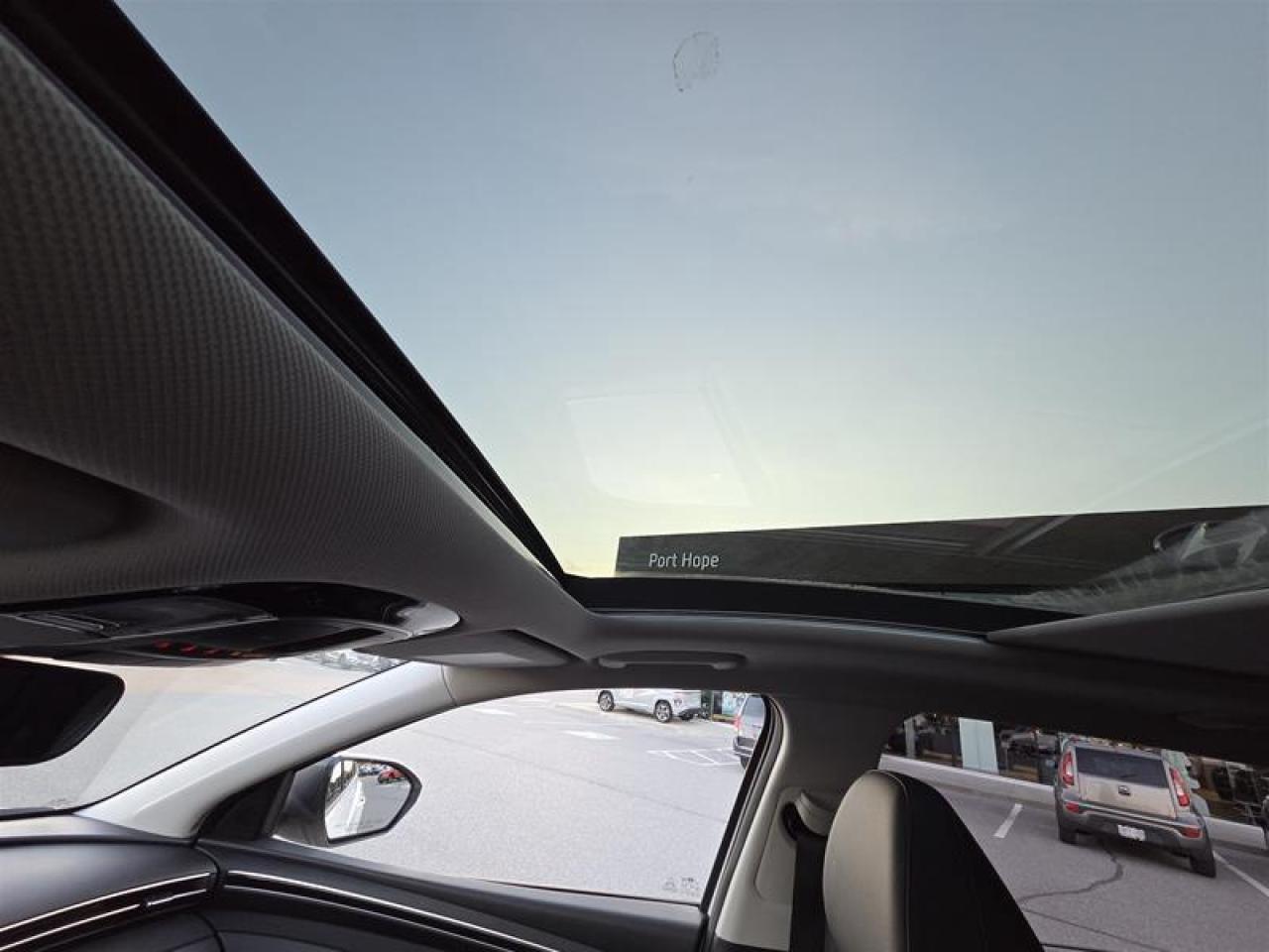 2024 Hyundai Tucson Hybrid Luxury AWD Photo