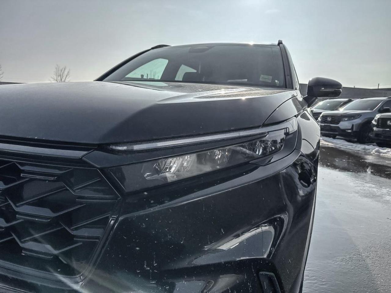 2024 Honda CR-V Hybrid Touring Photo