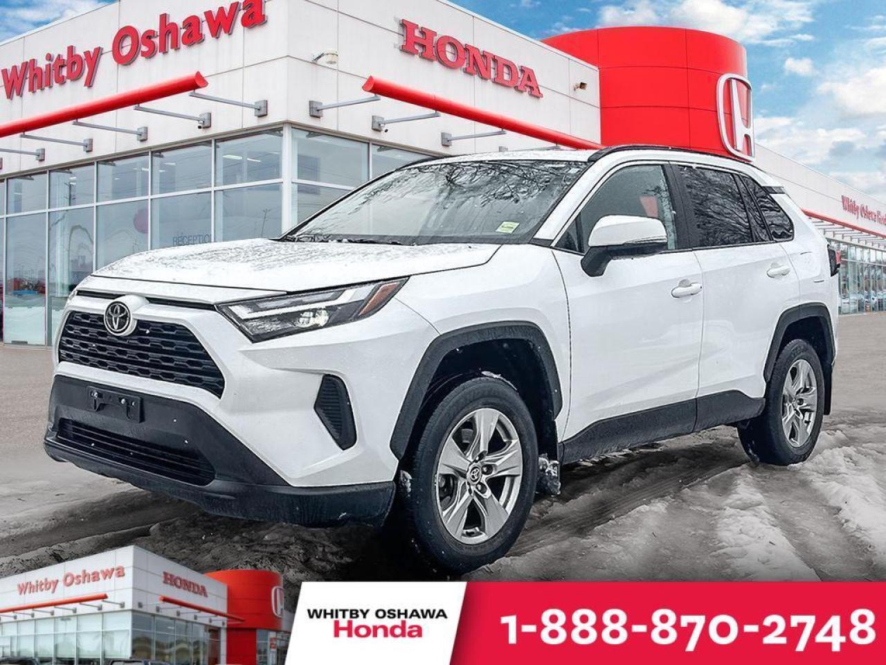 2022 Toyota RAV4 XLE Photo0