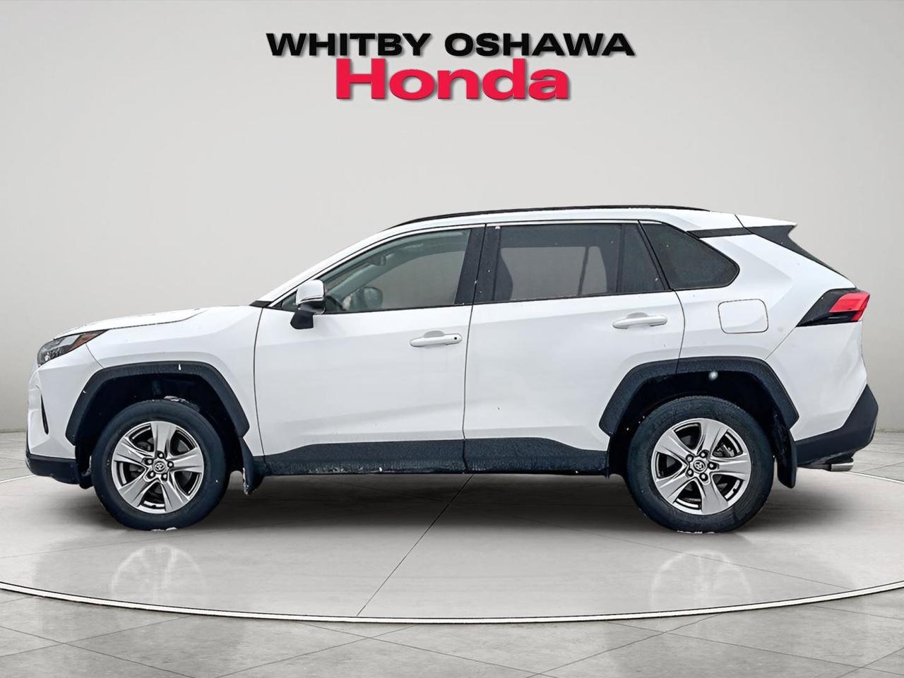 2022 Toyota RAV4 XLE Photo