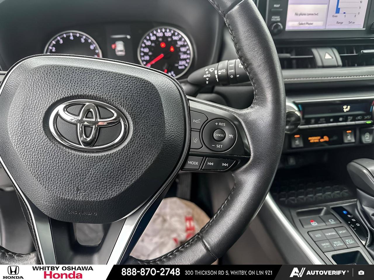 2022 Toyota RAV4 XLE Photo