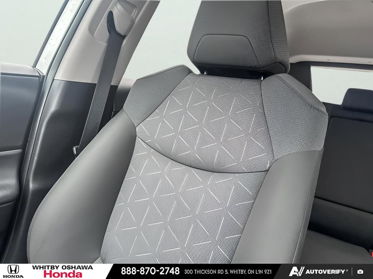 2022 Toyota RAV4 XLE Photo