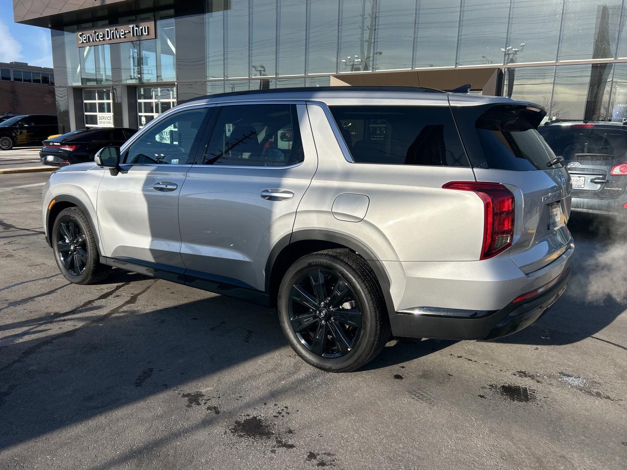 2025 Hyundai PALISADE Urban 8-Passenger AWD   Starting from 5.29% OAC Photo