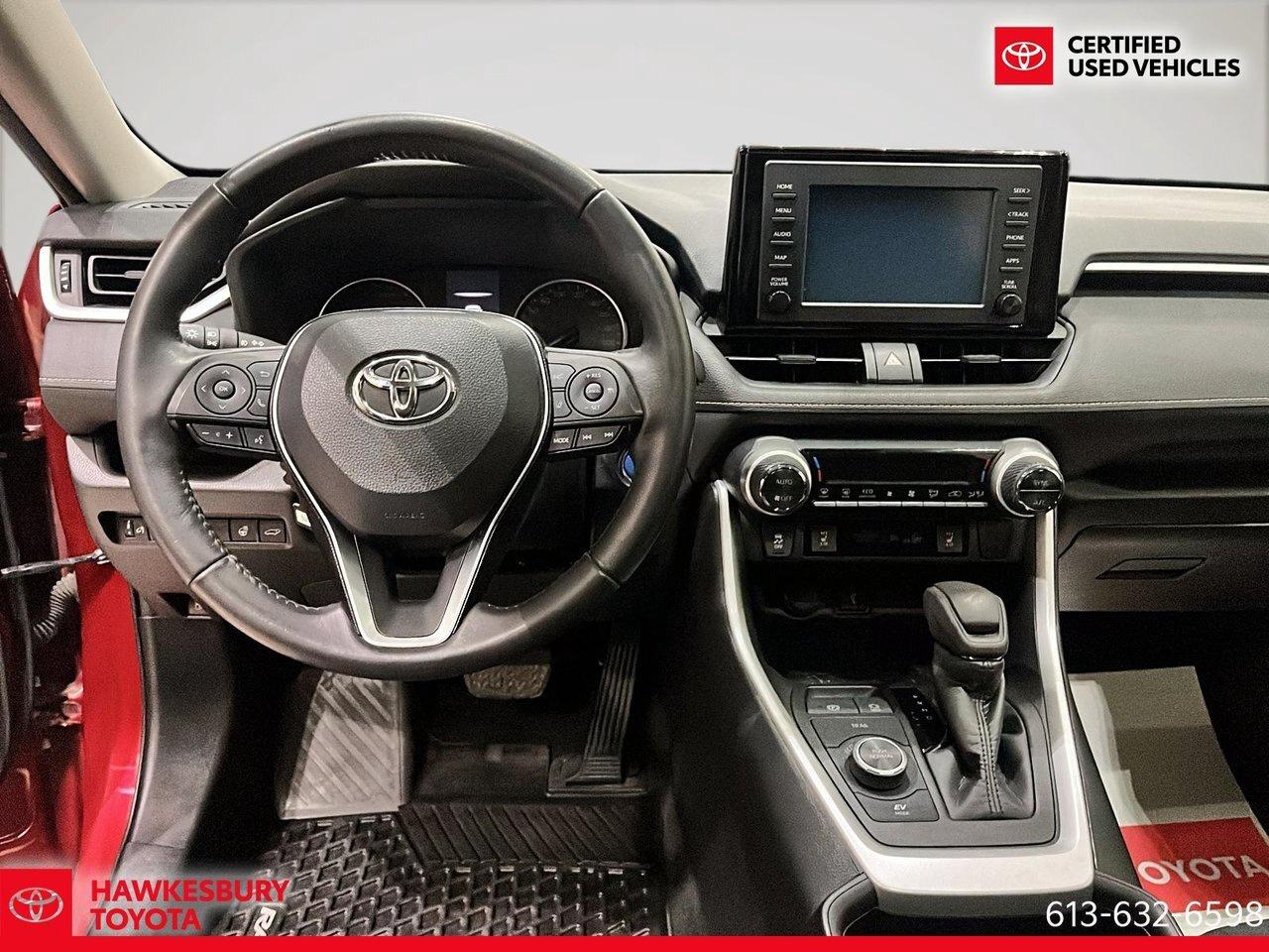2021 Toyota RAV4 Hybrid XLE heated seats, a touchscreen system with Apple Photo