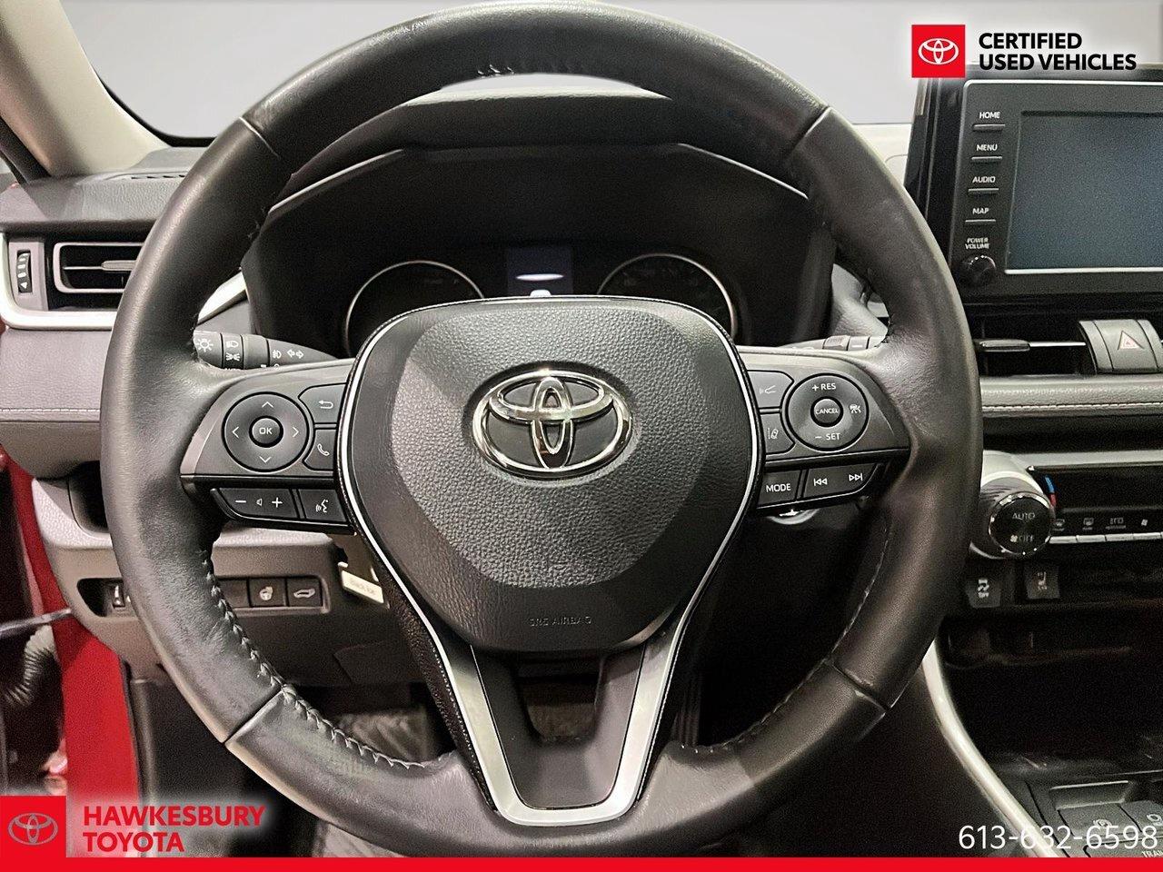 2021 Toyota RAV4 Hybrid XLE heated seats, a touchscreen system with Apple Photo