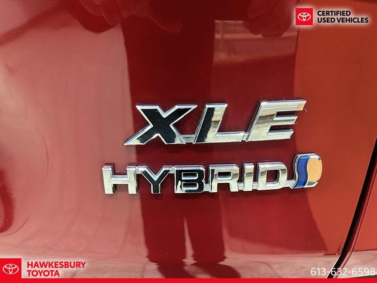 2021 Toyota RAV4 Hybrid XLE heated seats, a touchscreen system with Apple Photo