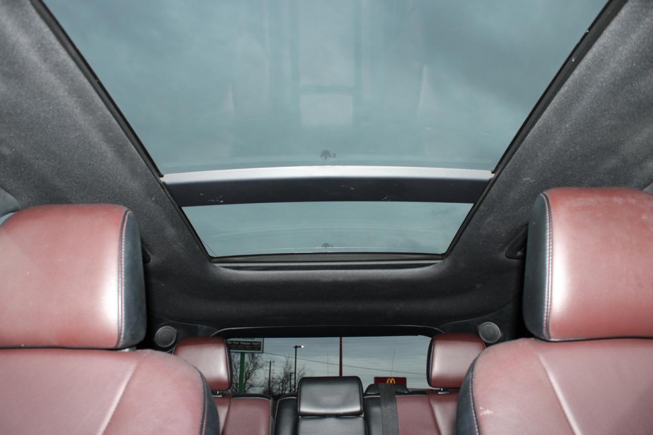 2020 Ford Edge Titanium AWD   No Accident   One Owner   $72/Weekl Photo