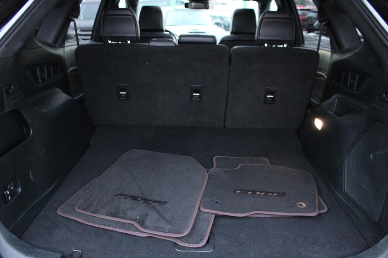 2020 Ford Edge Titanium AWD   No Accident   One Owner   $72/Weekl Photo