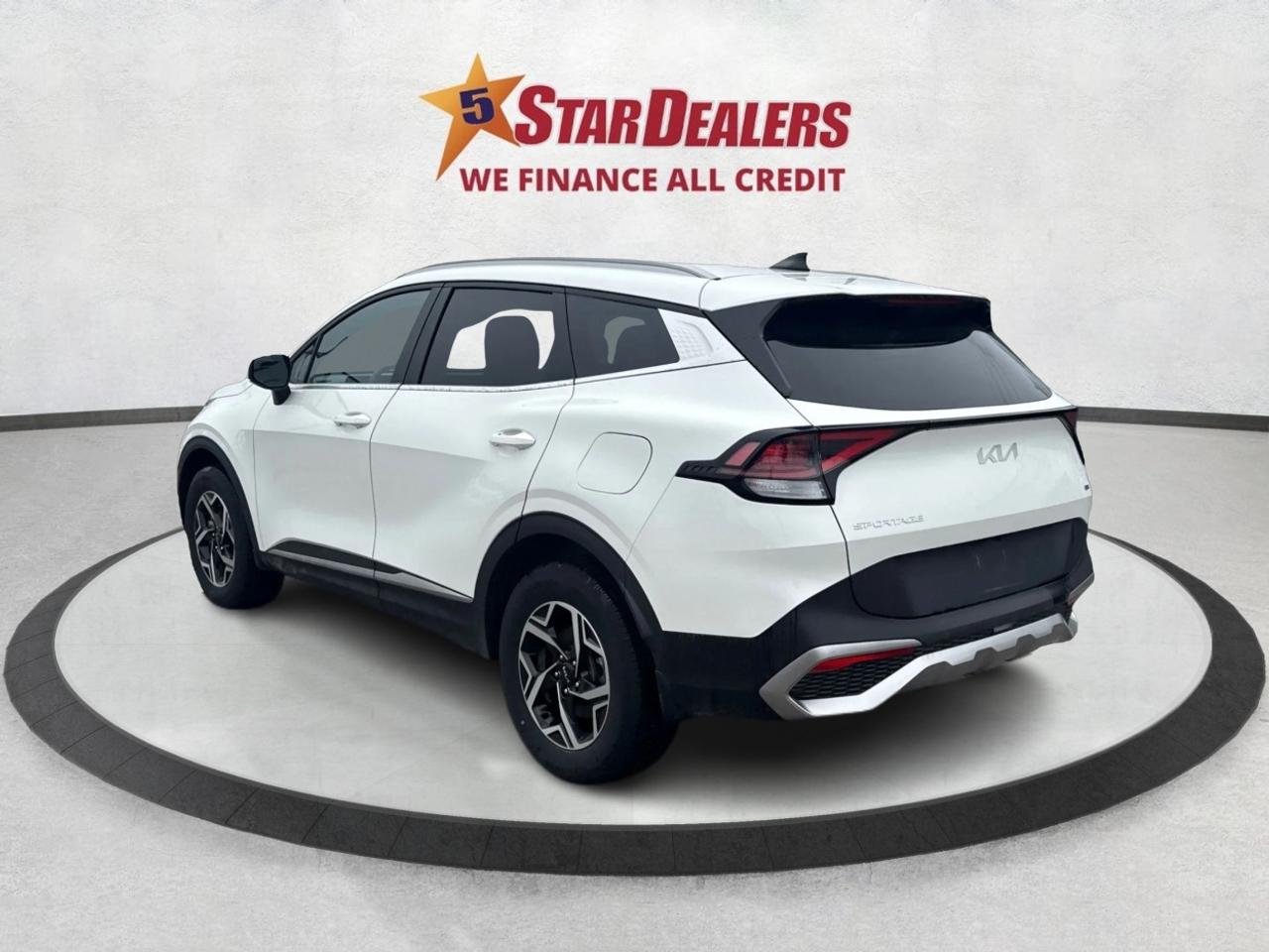 2023 Kia Sportage AWD HEATED SEATS LOADED WE FINANCE ALL CREDIT! Photo