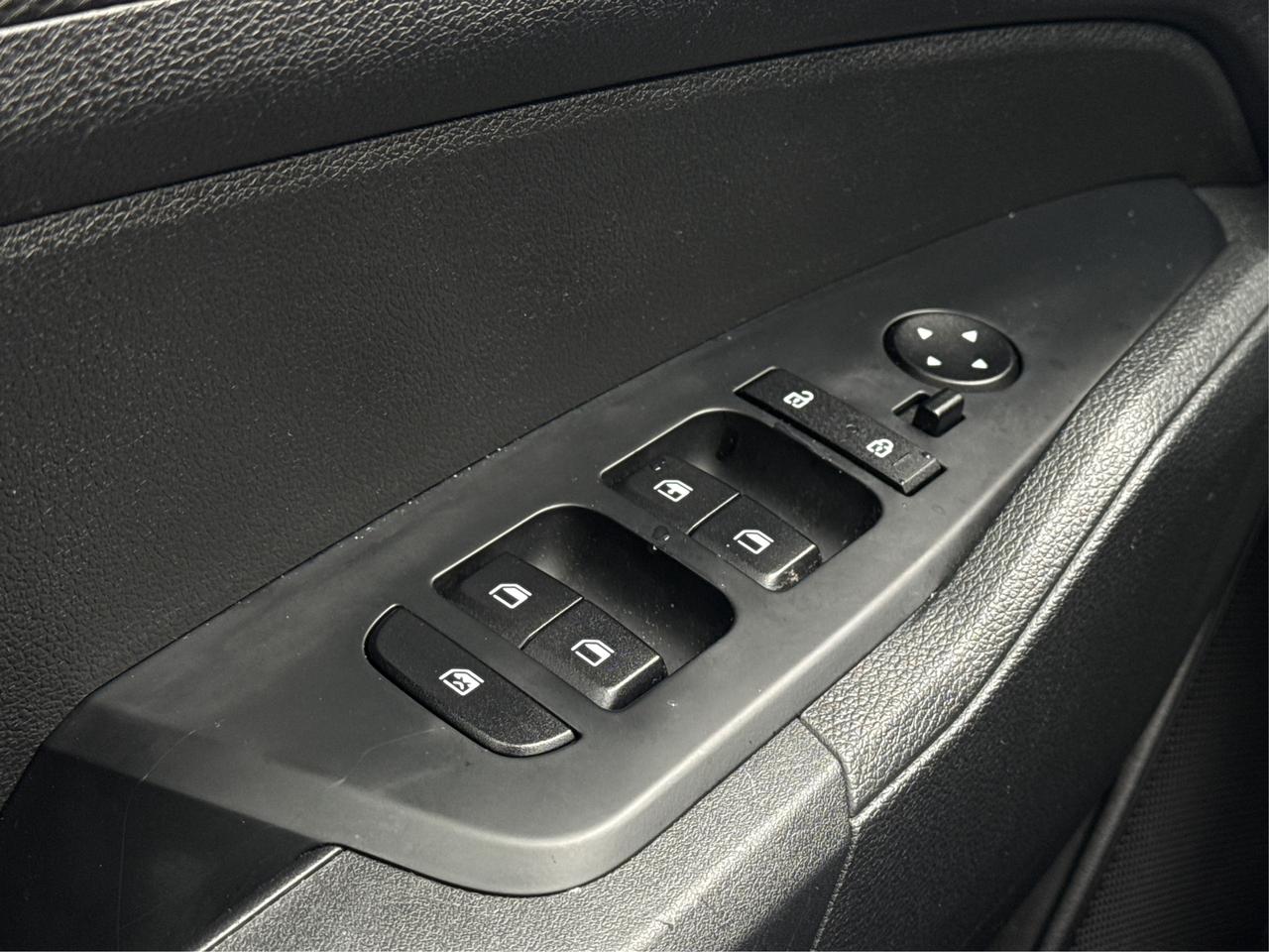 2023 Kia Sportage AWD HEATED SEATS LOADED WE FINANCE ALL CREDIT! Photo