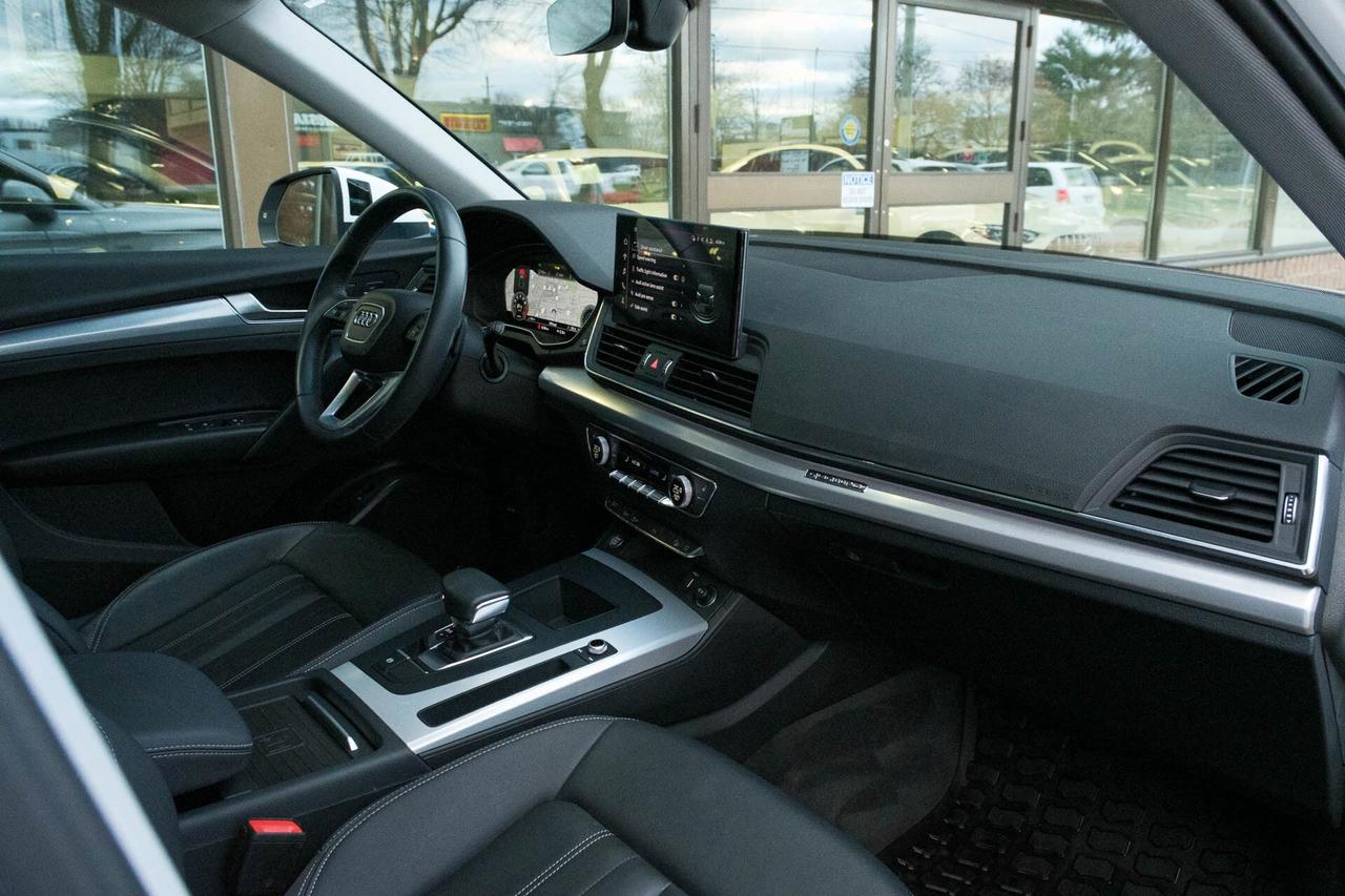 2023 Audi Q5 2.0T Progressiv quattro   S Line Photo