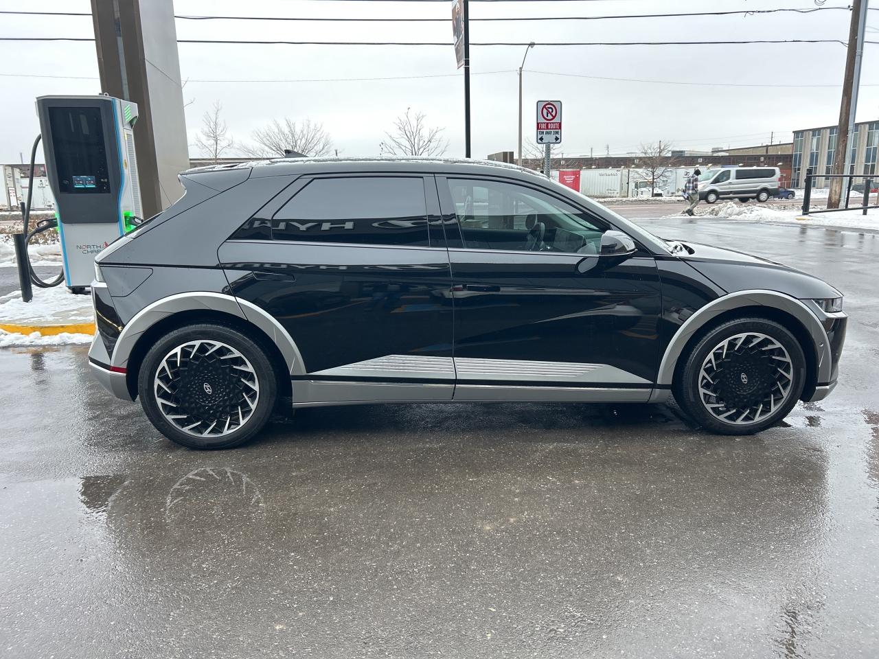 2024 Hyundai IONIQ 5 Ultimate AWD Long Range   Starting from 3.99% OAC Photo