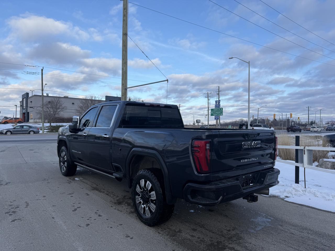 2024 GMC SIERRA 2500HD Denali   SUNROOF   DURAMAX   POWER STEPS Photo