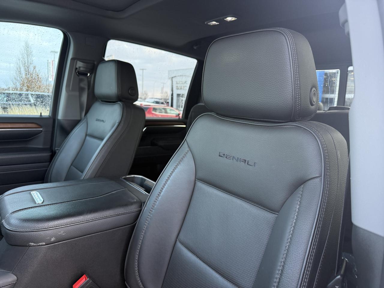 2024 GMC SIERRA 2500HD Denali   SUNROOF   DURAMAX   POWER STEPS Photo