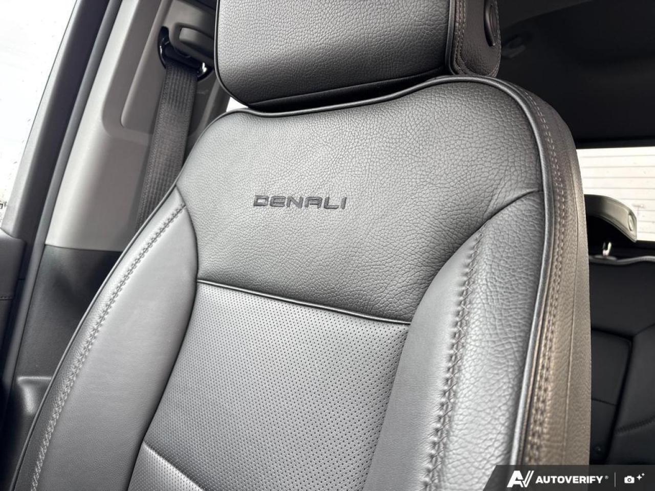 2024 GMC SIERRA 2500HD Denali   SUNROOF   DURAMAX   POWER STEPS Photo