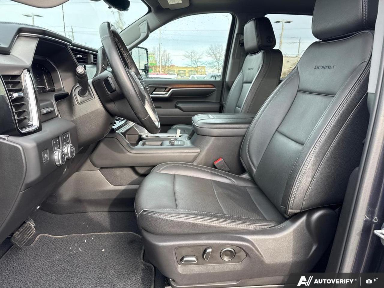 2024 GMC SIERRA 2500HD Denali   SUNROOF   DURAMAX   POWER STEPS Photo