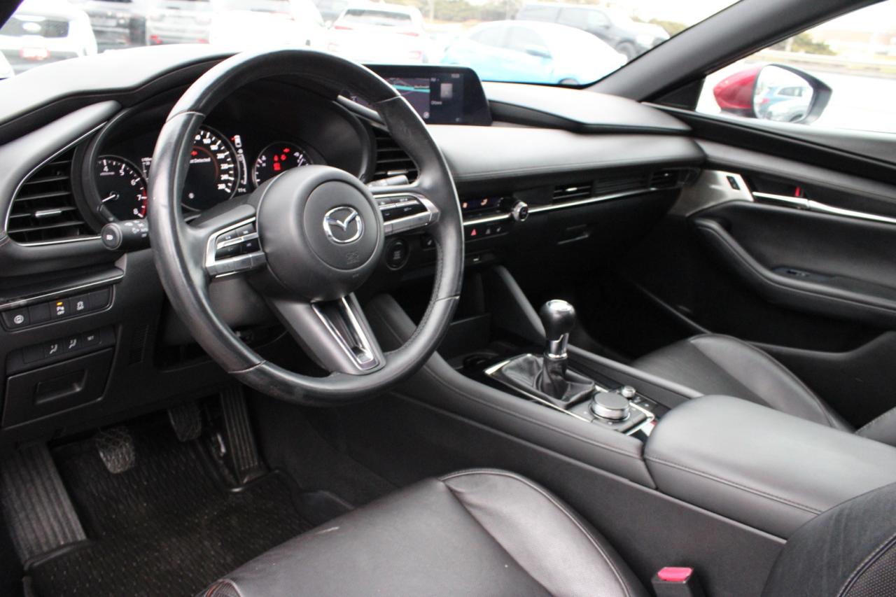 2019 Mazda MAZDA3 GT HATCHBACK MANUAL NO ACCIDENT $89/WEEKLY HUD Photo