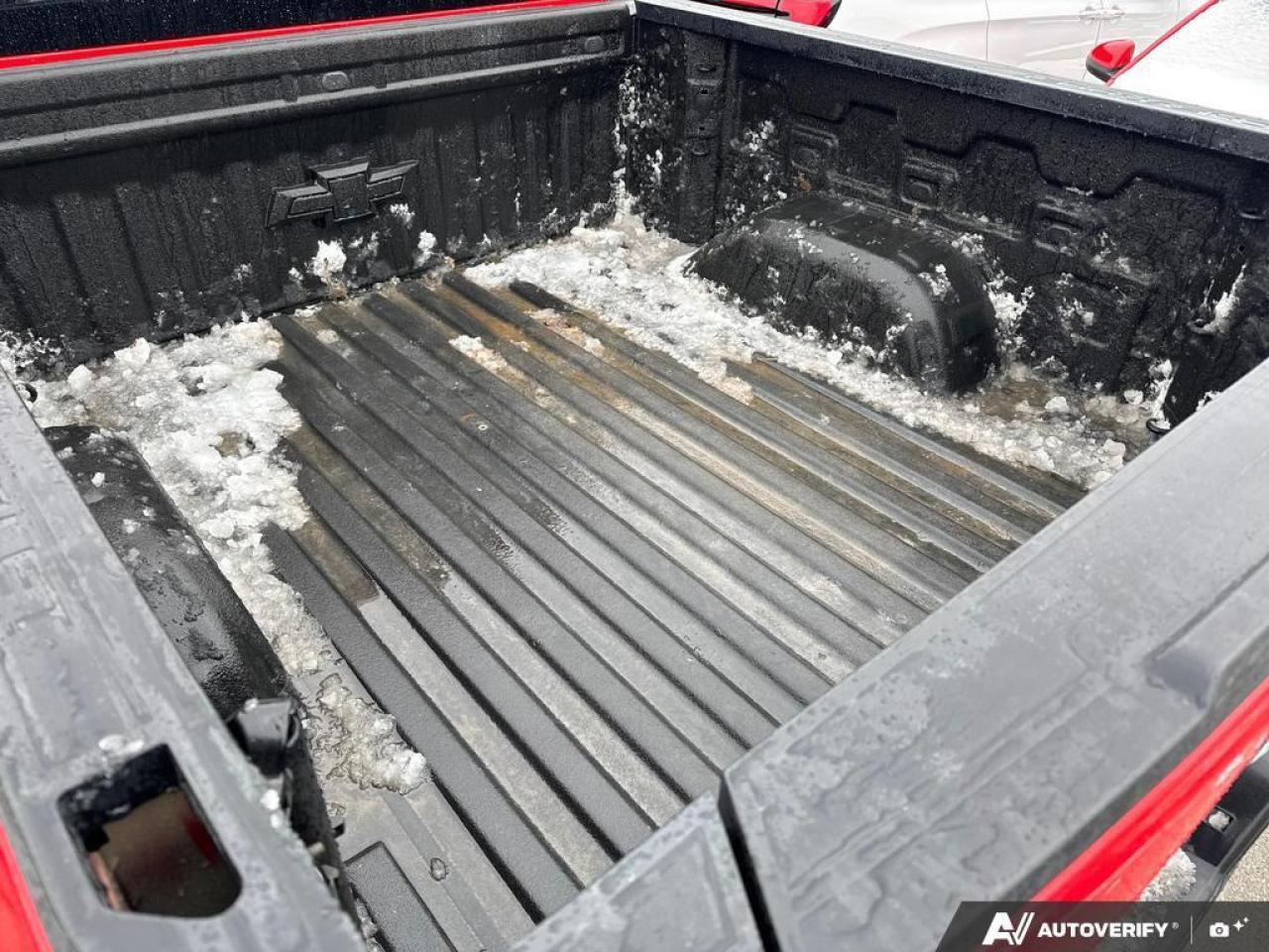 2024 Chevrolet Silverado 1500 Custom Trail Boss   APPLE CARPLAY   ONE OWNER Photo