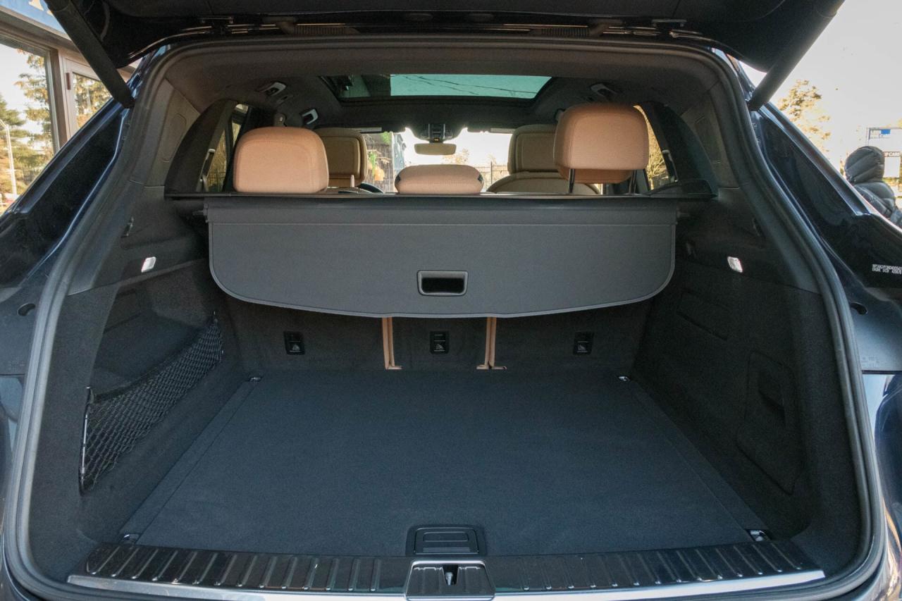 2022 Porsche Cayenne AWD Photo