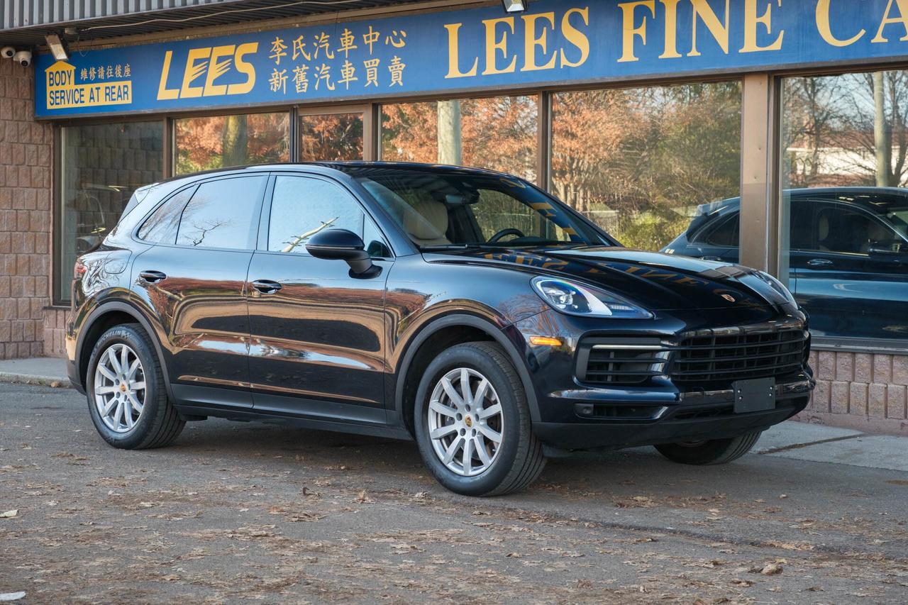 2022 Porsche Cayenne AWD Photo