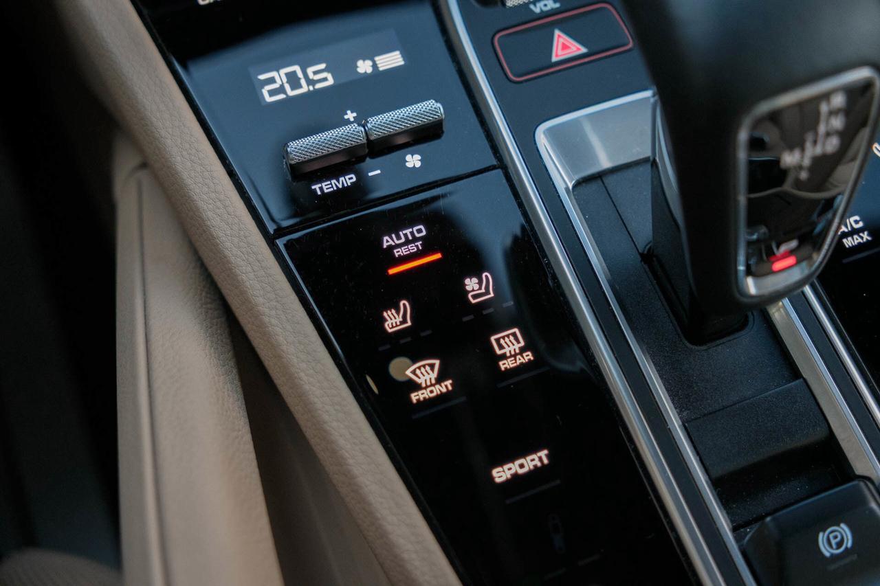 2022 Porsche Cayenne AWD Photo