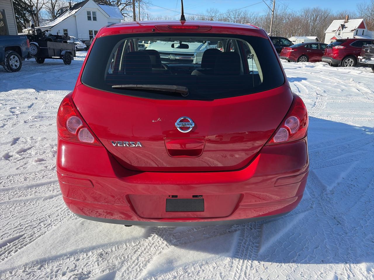 2012 Nissan Versa LOW KM-CLEAN CAR-1.8L-DRIVES EXCELLENT Photo