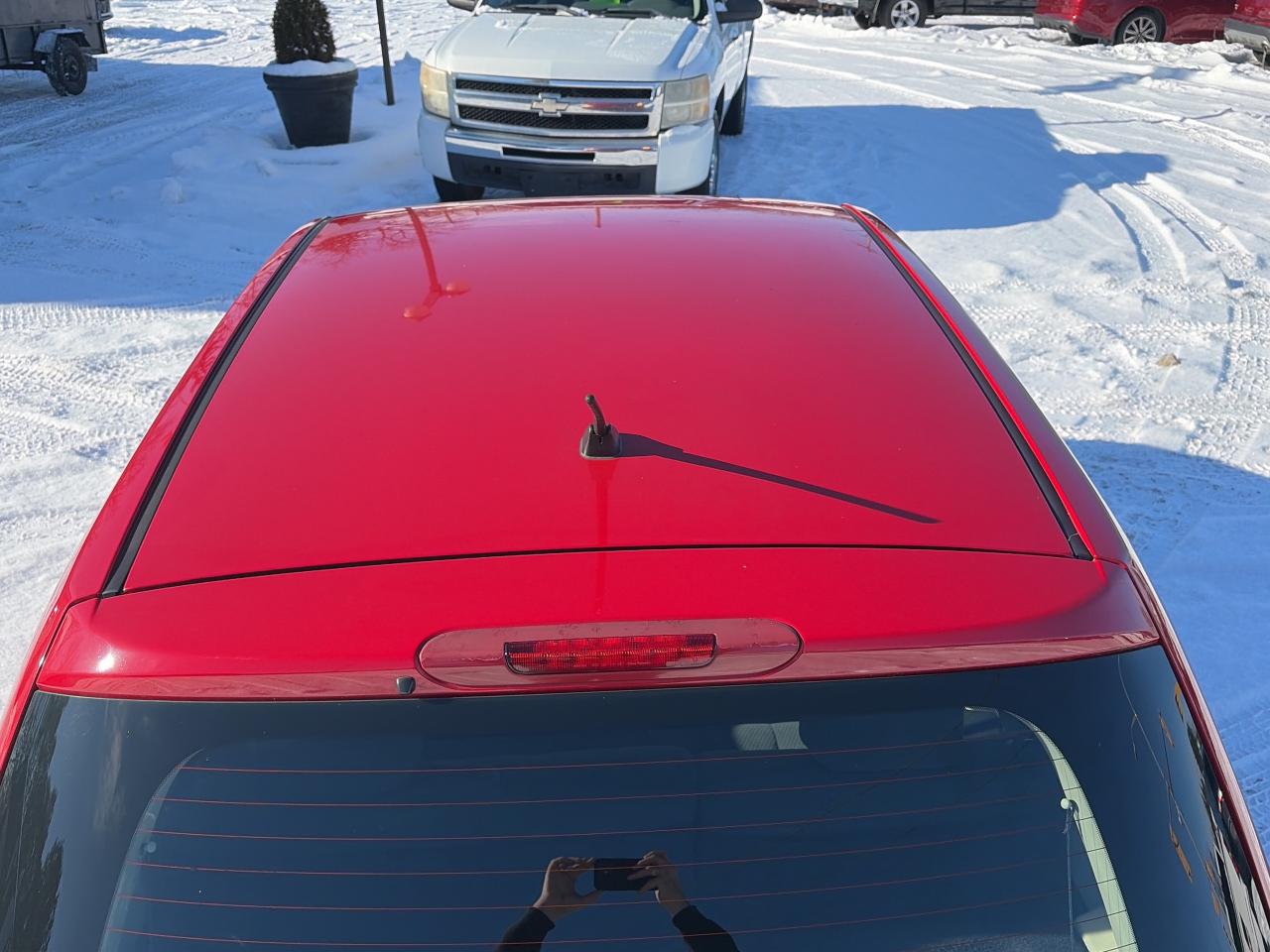 2012 Nissan Versa LOW KM-CLEAN CAR-1.8L-DRIVES EXCELLENT Photo