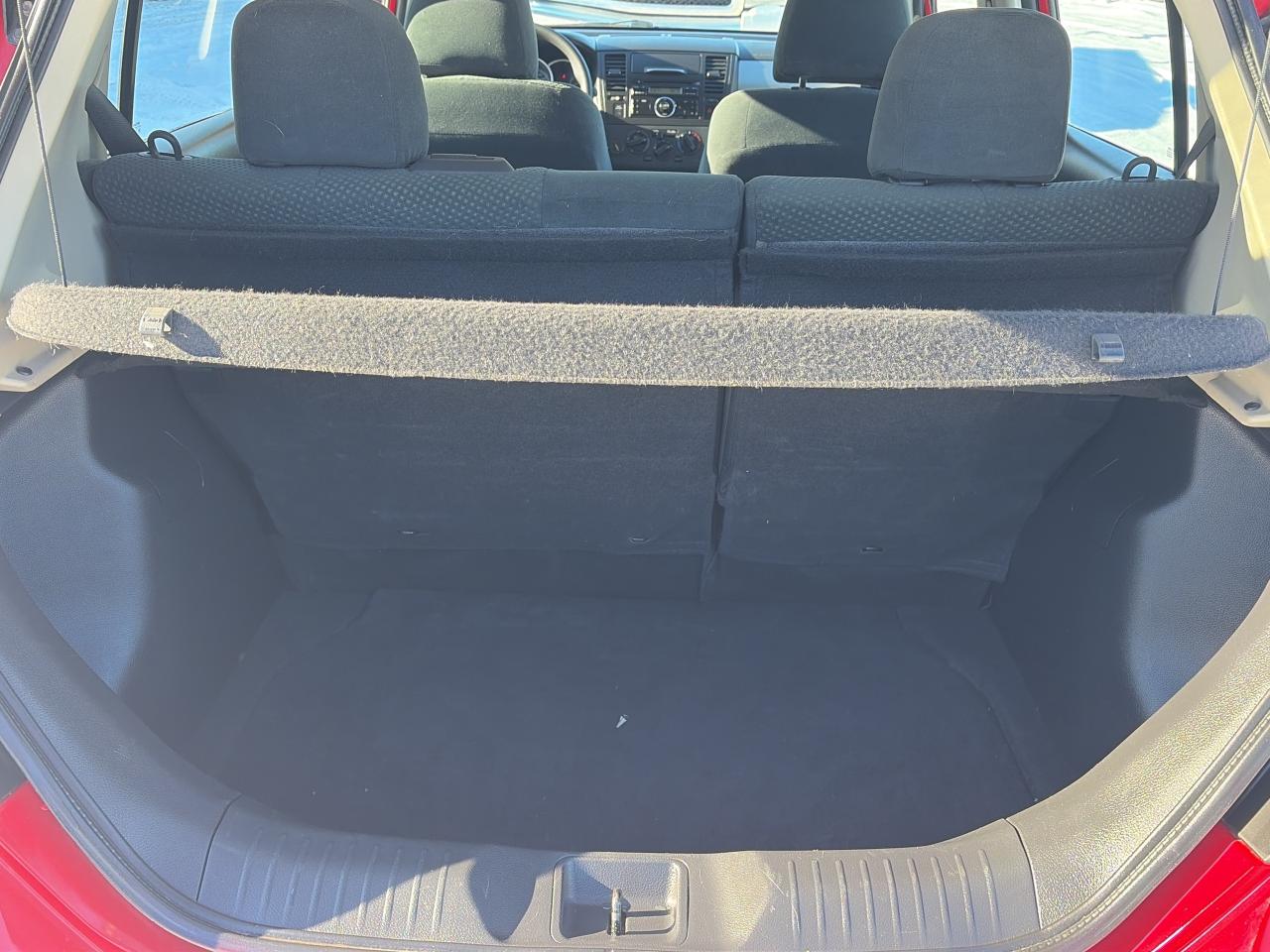 2012 Nissan Versa LOW KM-CLEAN CAR-1.8L-DRIVES EXCELLENT Photo