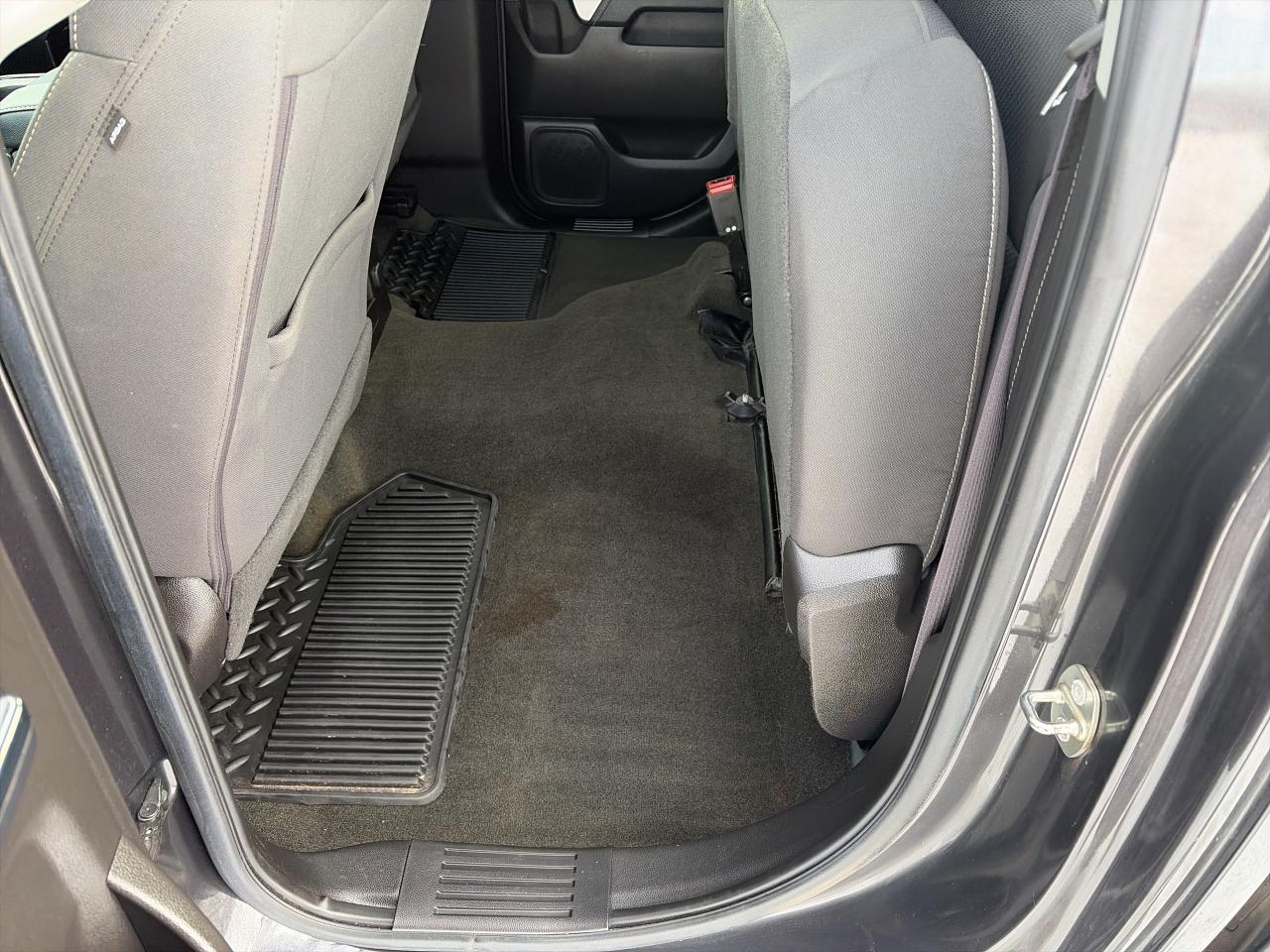 2016 Chevrolet Silverado 1500 LT-ONE OWNER-LOW KM-4X4-CLEAN CARFAX Photo