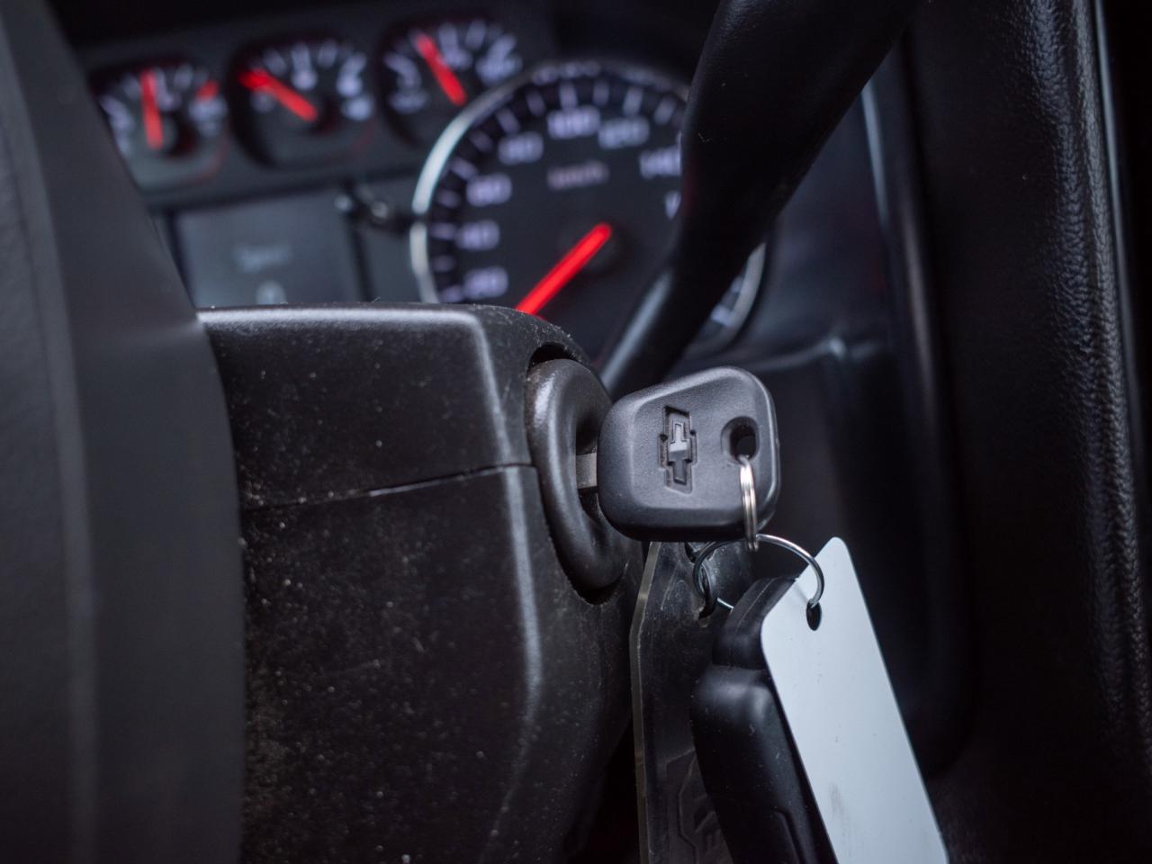 2018 Chevrolet Silverado 1500 Custom - Chrome Wheels Tow Hooks Photo