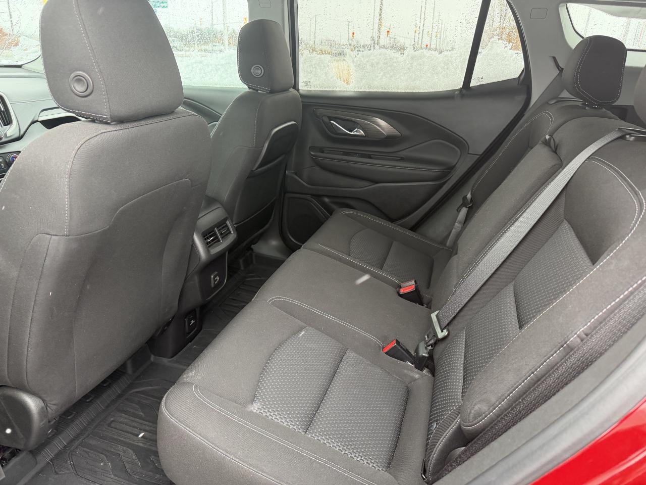 2022 GMC Terrain SLE AWD   PANO ROOF   ONE OWNER   PUSH START Photo