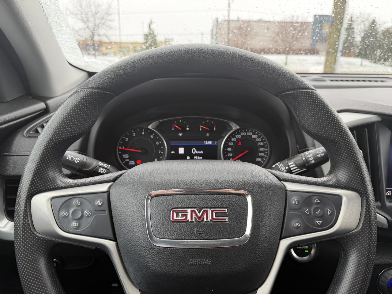 2022 GMC Terrain SLE AWD   PANO ROOF   ONE OWNER   PUSH START Photo