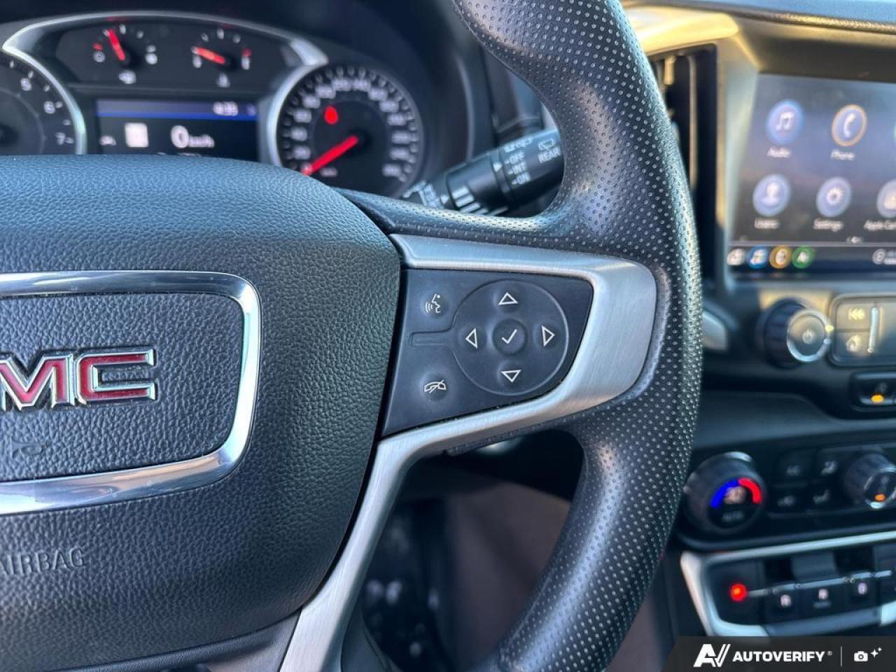 2022 GMC Terrain SLE AWD   PANO ROOF   ONE OWNER   PUSH START Photo