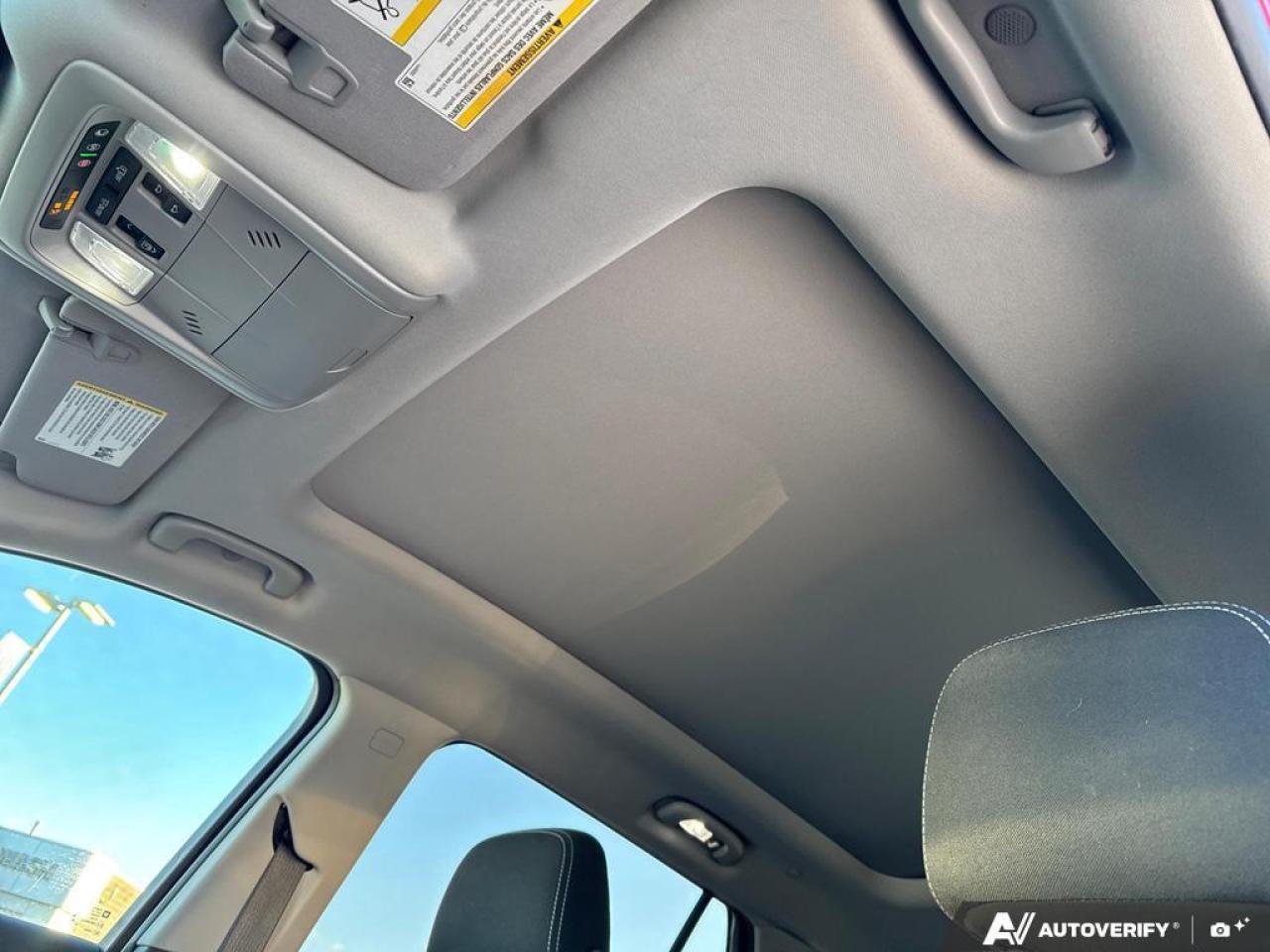 2022 GMC Terrain SLE AWD   PANO ROOF   ONE OWNER   PUSH START Photo