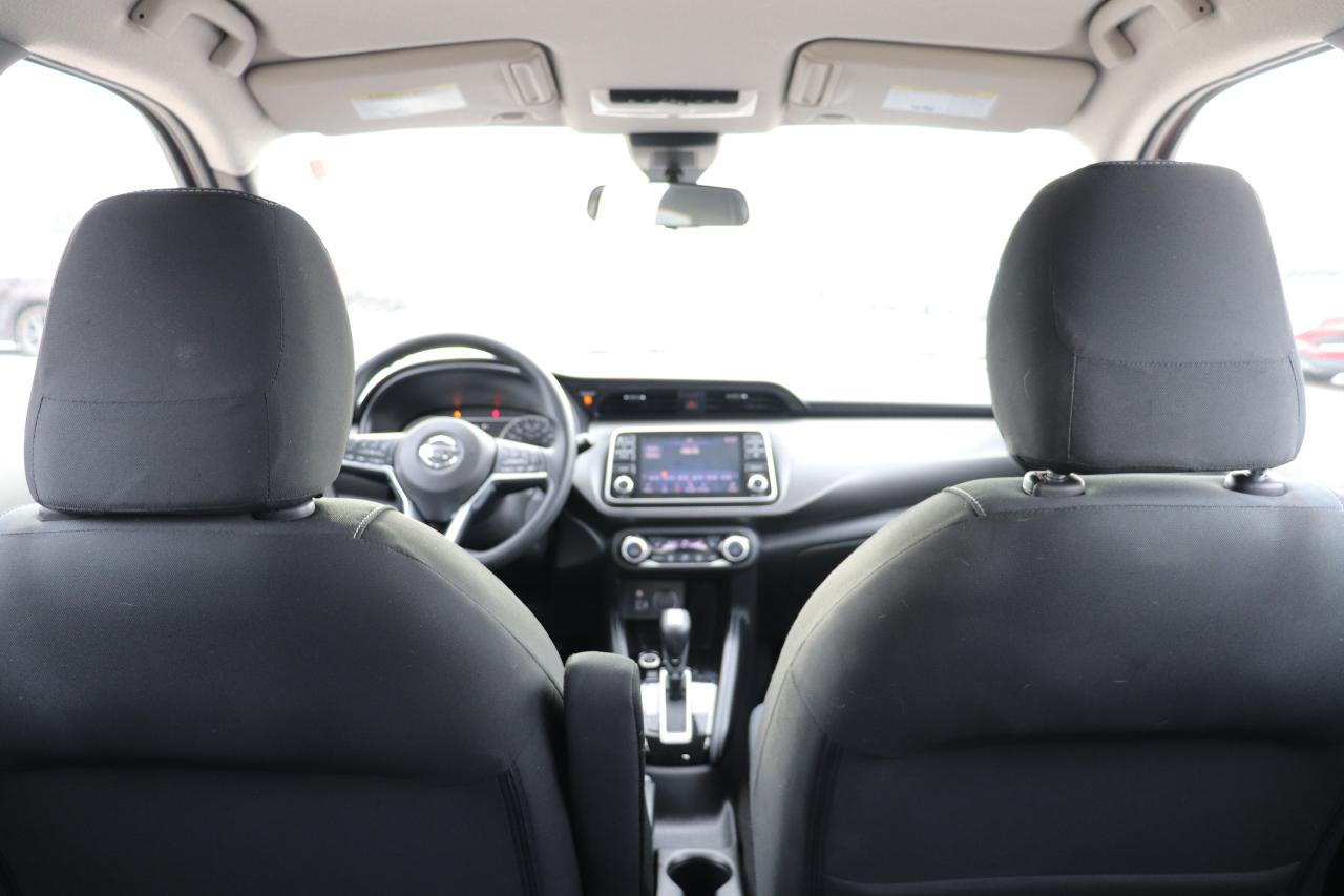2020 Nissan Kicks SV 1 OWNER NO ACCIDENTS OFF LEASE SUPER LOW KMS!!! Photo