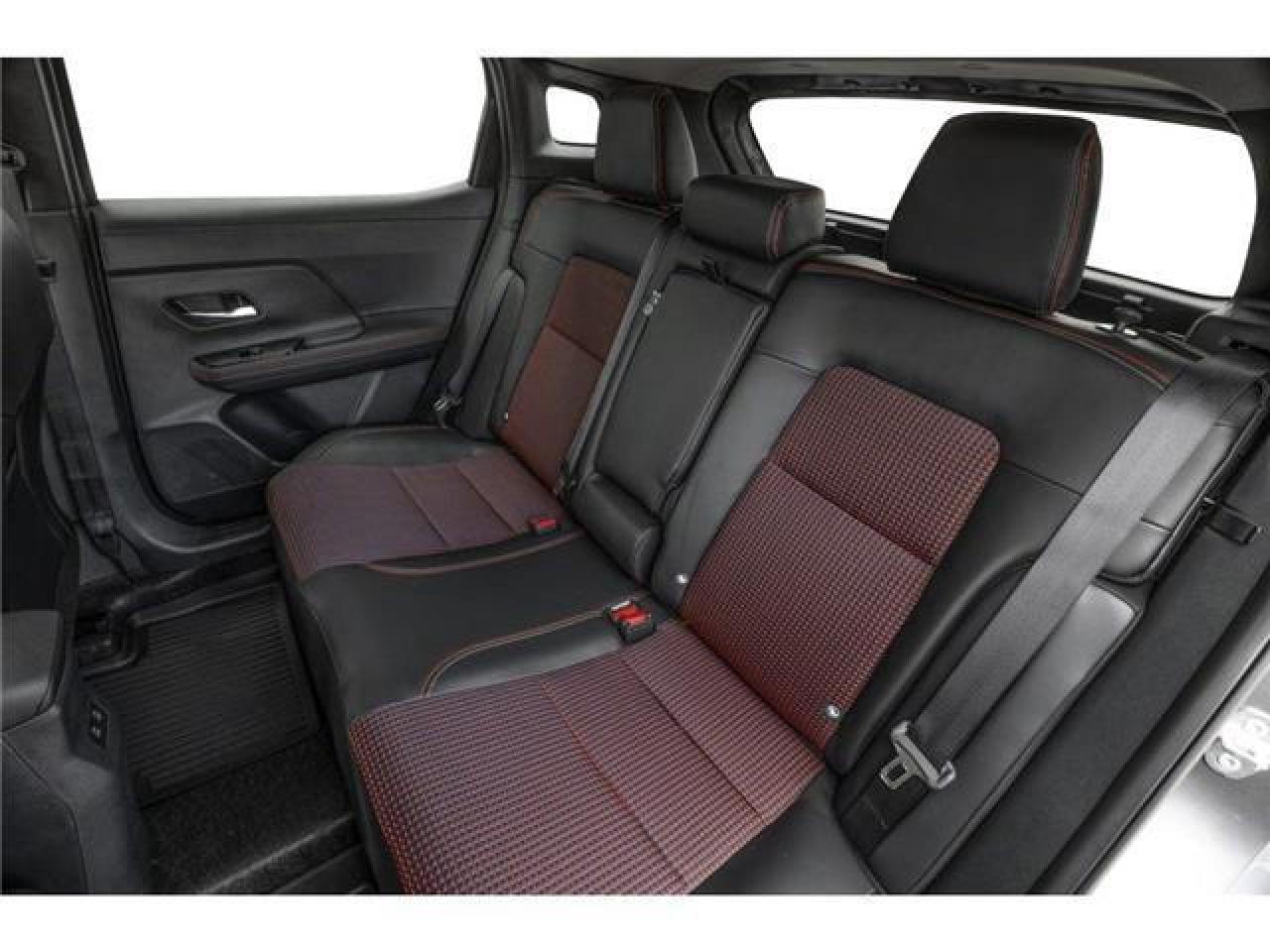 2026 Nissan Kicks SR Photo