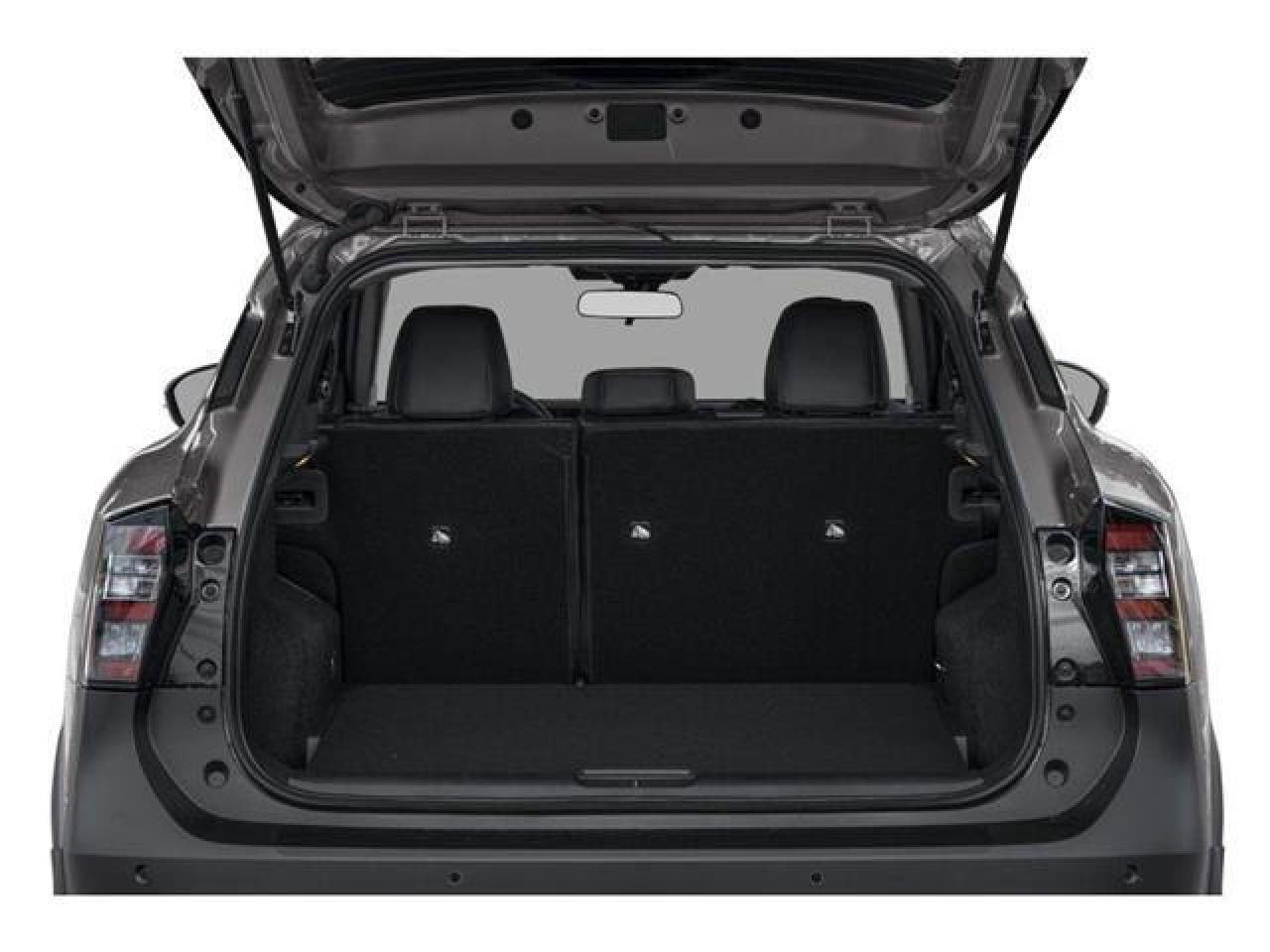 2026 Nissan Kicks SR Photo